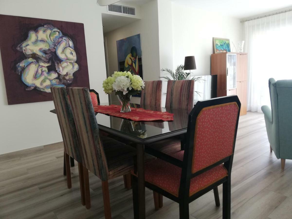 Apartamento Aurora Malaga Exterior photo