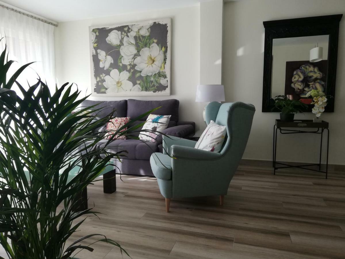 Apartamento Aurora Malaga Exterior photo