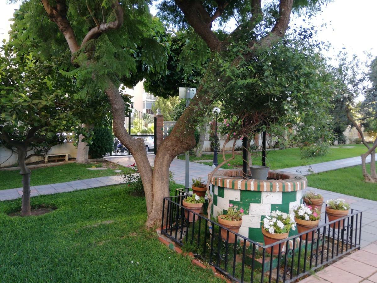 Apartamento Aurora Malaga Exterior photo