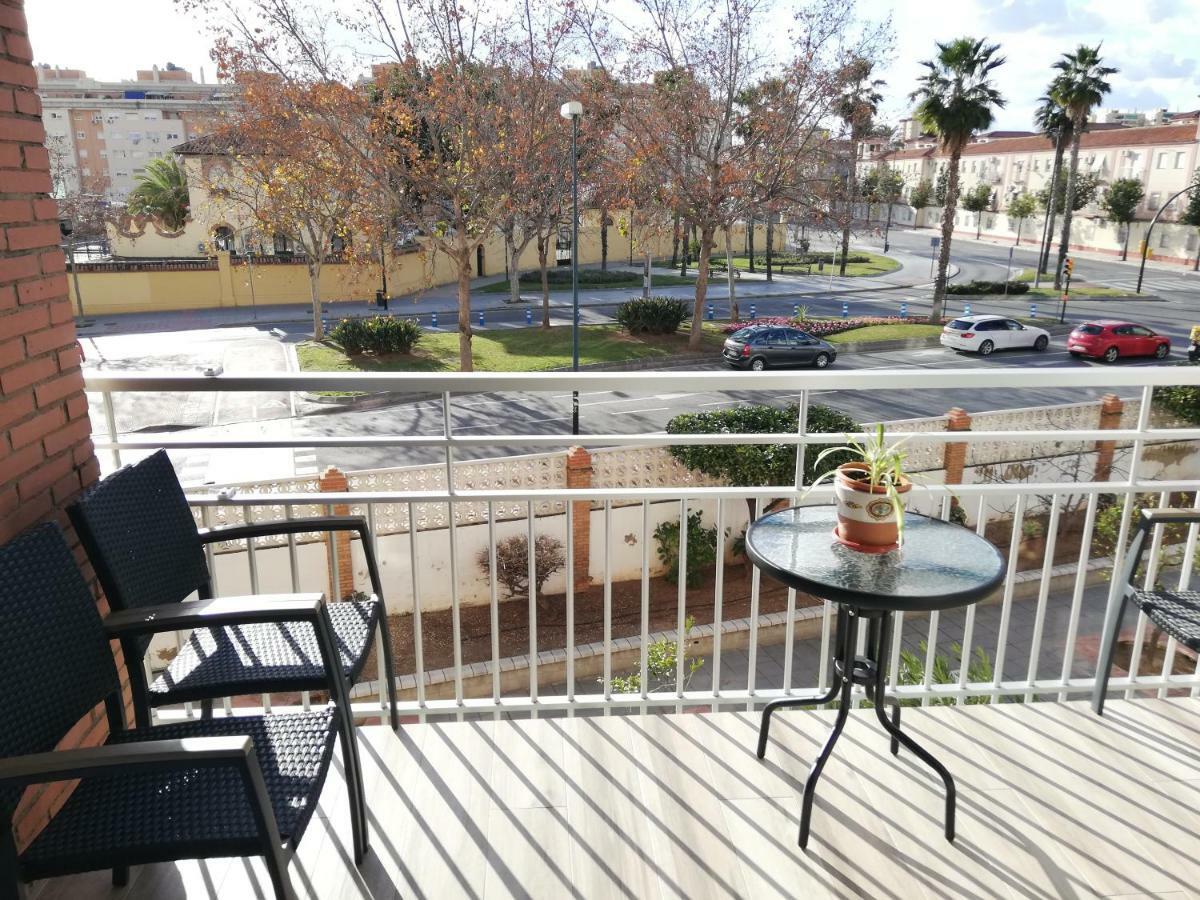 Apartamento Aurora Malaga Exterior photo
