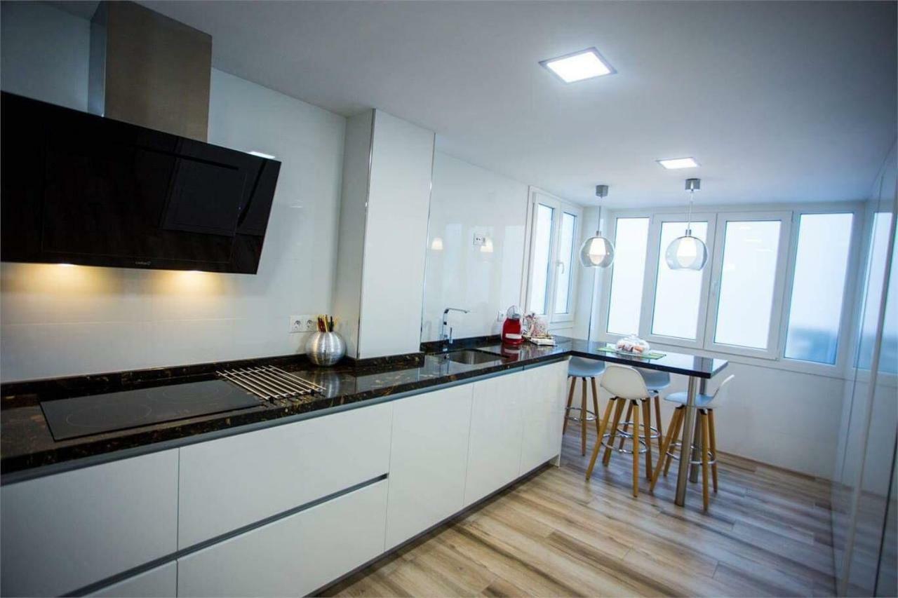 Apartamento Aurora Malaga Exterior photo